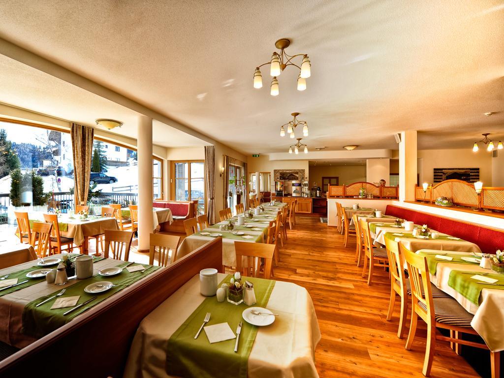 Hotel Roeck Garni Fiss Exterior photo